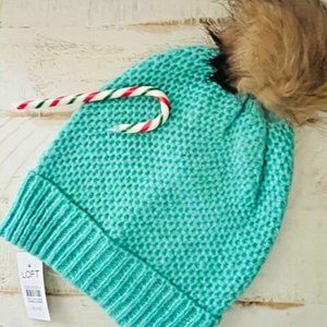 COPY - Loft Knitted Hat with Faux Fur Poof